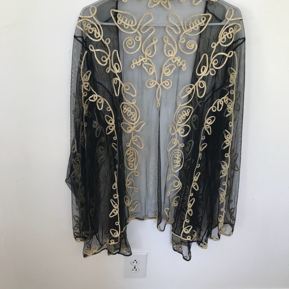 Plus size embroidered cardigan